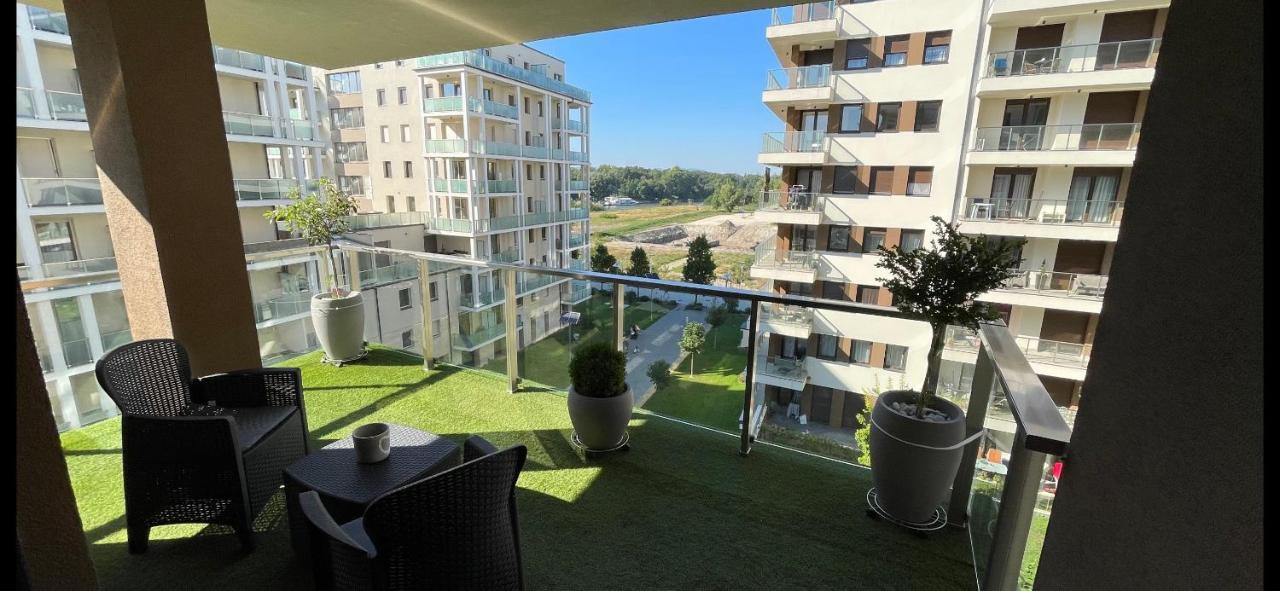 N.Cristian Apartment Boedapest Buitenkant foto