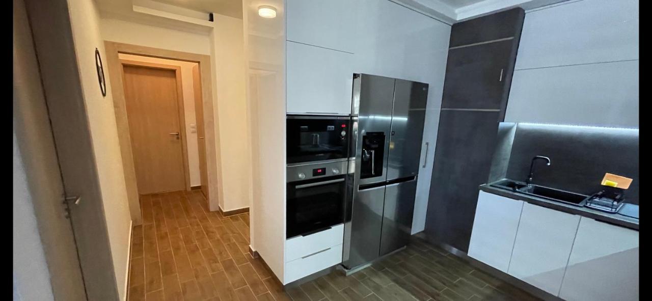N.Cristian Apartment Boedapest Buitenkant foto