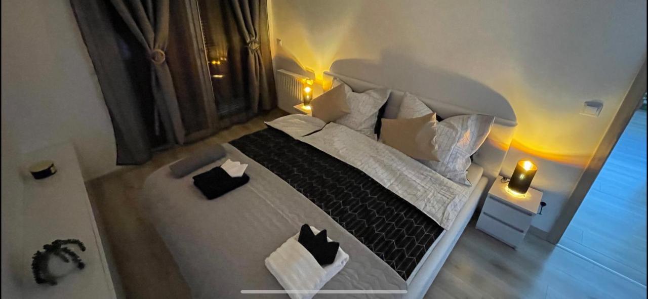 N.Cristian Apartment Boedapest Buitenkant foto