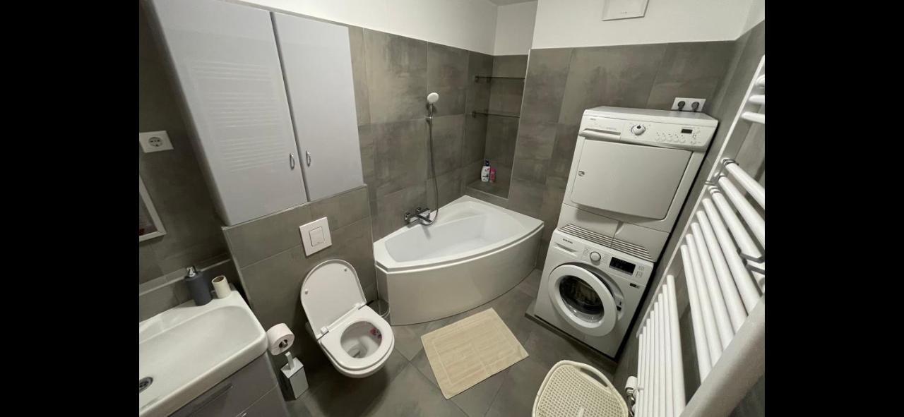 N.Cristian Apartment Boedapest Buitenkant foto